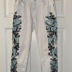 Juliette Rhinestone Capris!